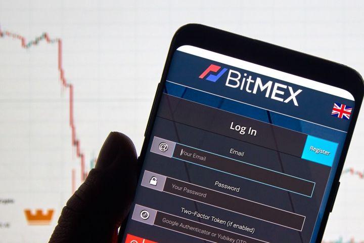 انخفاض الفائدة المفتوحة من BitMEX وزيادة عمليات السحب